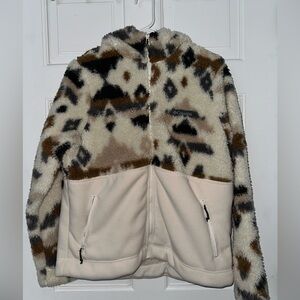 Women’s Columbia full zip sweatshirt with hood